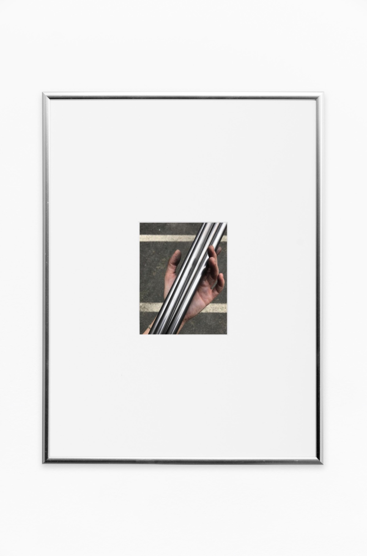 Caress, 2018, C-print on baryta Hahnemülhe paper, silver aluminium frame Cm. 12,5 x 10 (print); cm. 40 x 30 (frame)